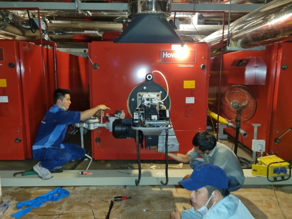 Cung cấp và lắp đặt đầu đốt - Xử Lý Nhiệt Heatco Việt Nam - Công Ty TNHH Heatco Việt Nam